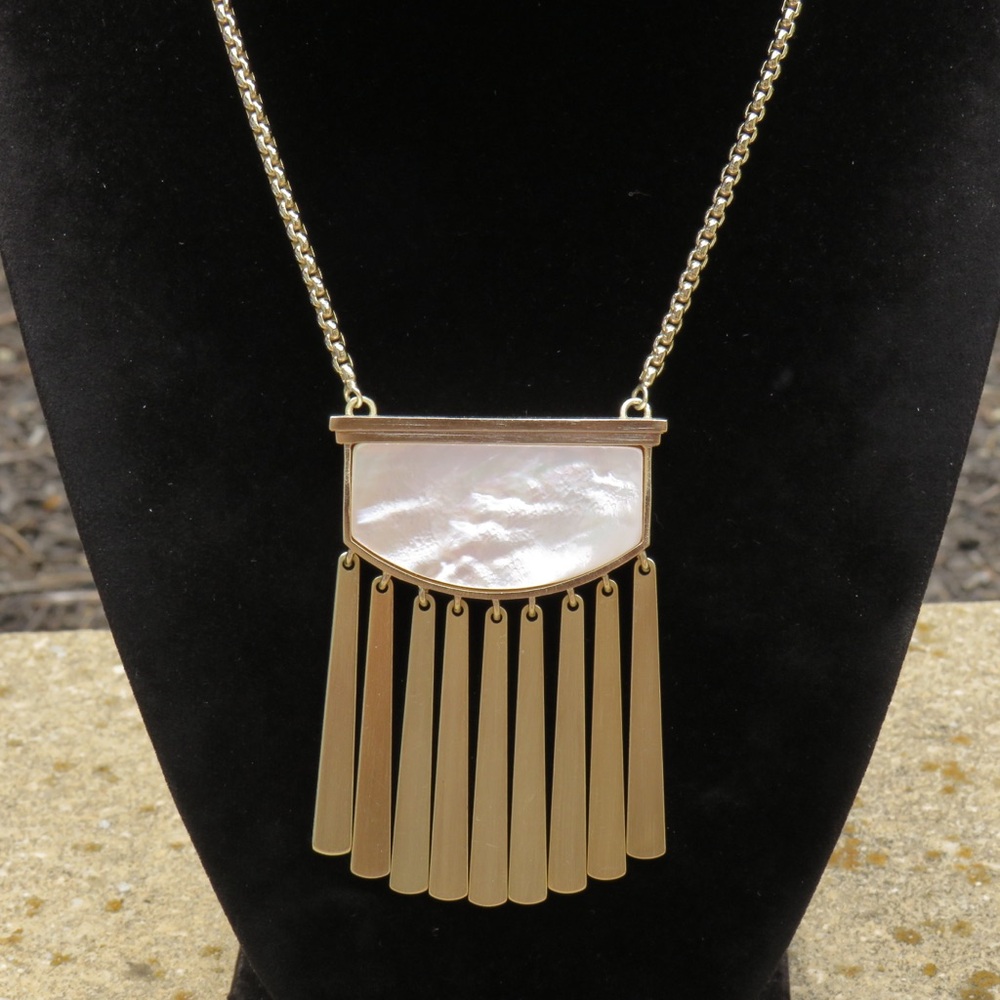 Kendra Scott Ellen Long Pendant Necklace Ivory Mother of Pearl
